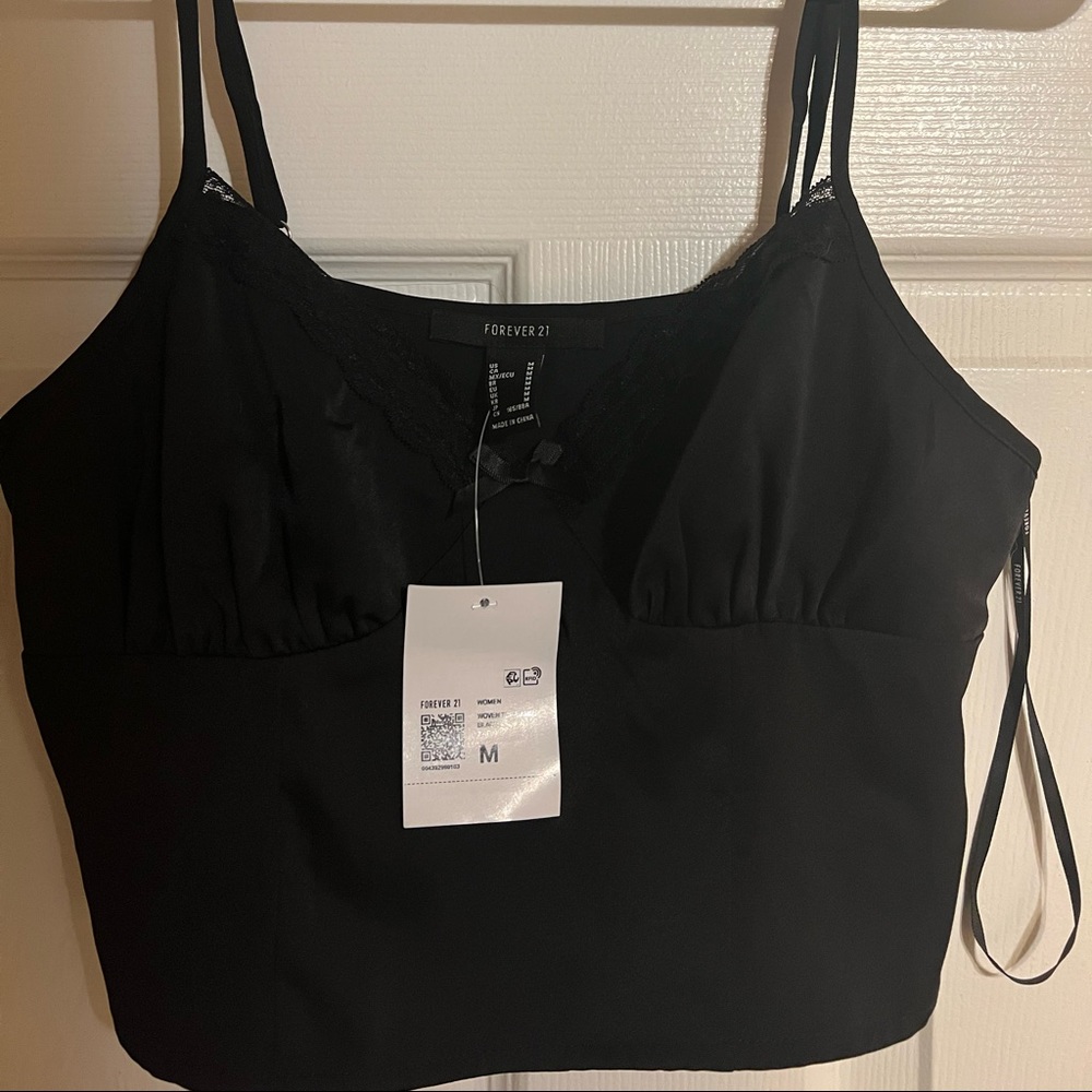 black tank top from forever 21. brand new with tags!